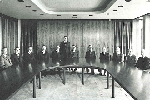 1973年8月の板ガラス部門の取締役会